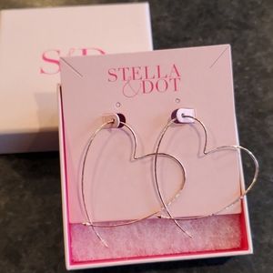 Large rose gold Stella & Dot hoop heart earrings